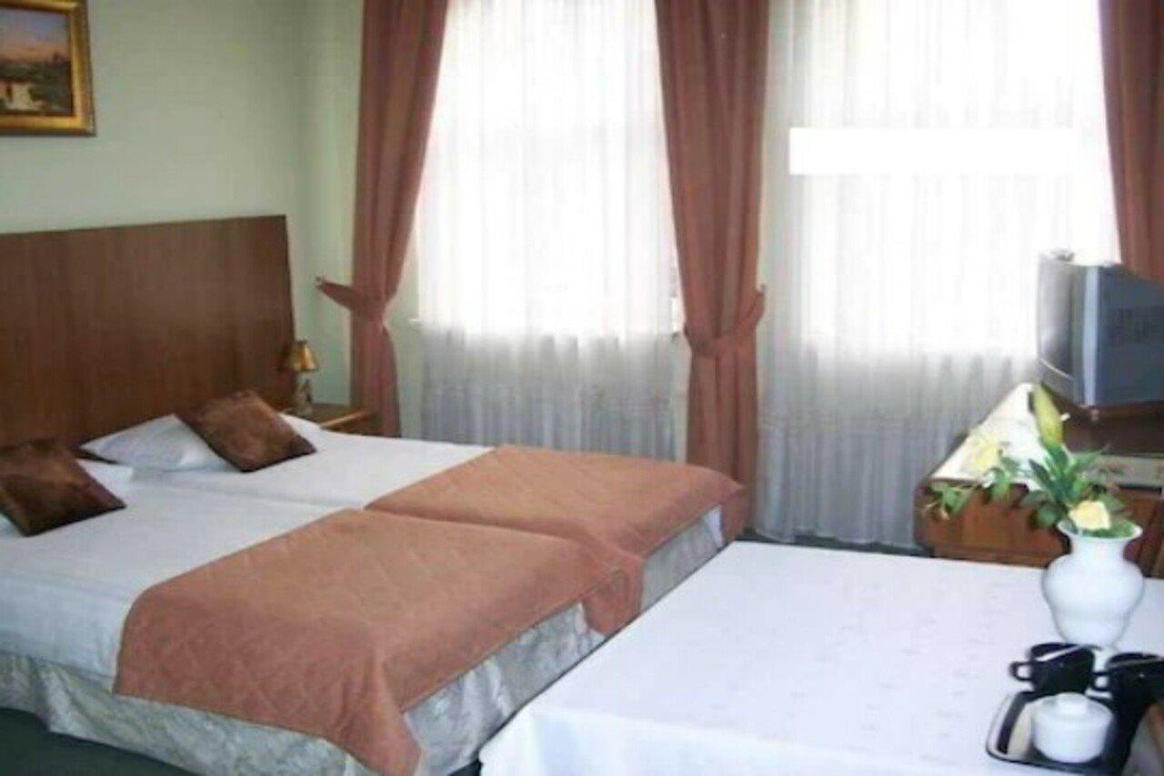 Hotel Astor Florenţa Exterior foto
